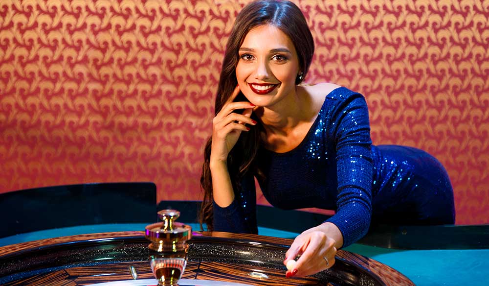 Crupier de ruleta de estudio